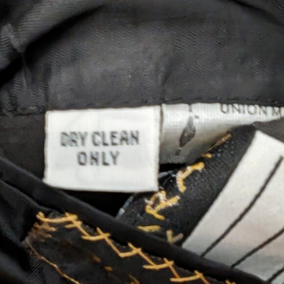 ·DKNY Couture Formal Jacket, 46R - Picture 8 of 8